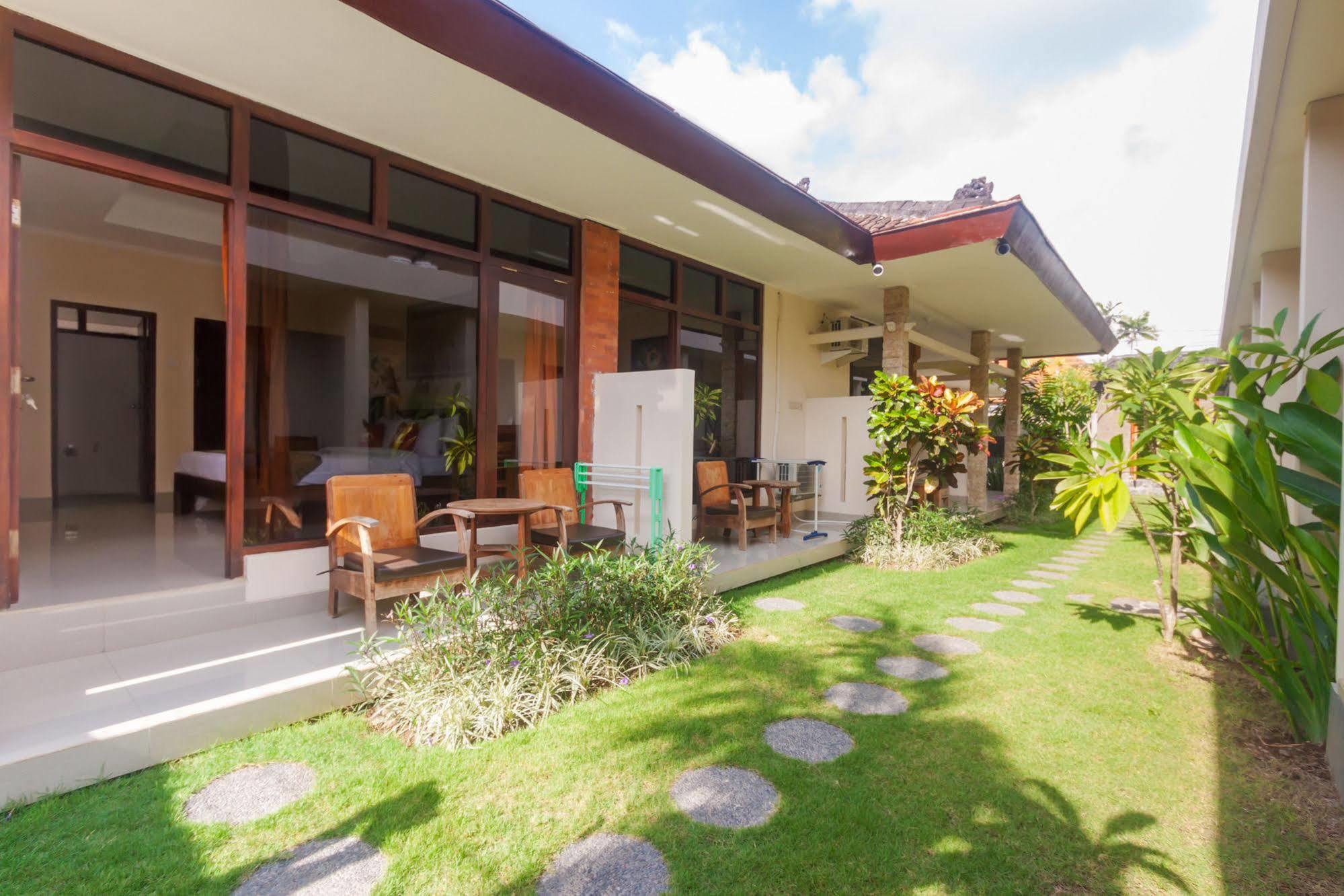 Zen Rooms Sanur Blanjong Sekawaru מראה חיצוני תמונה